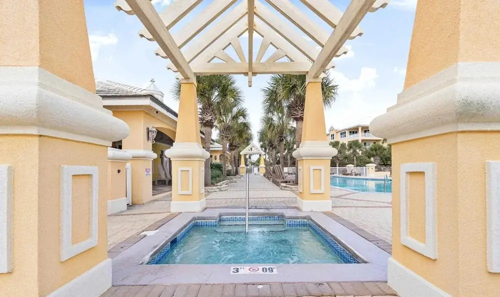 Stay at SEA Salt - Fort Morgan s Best