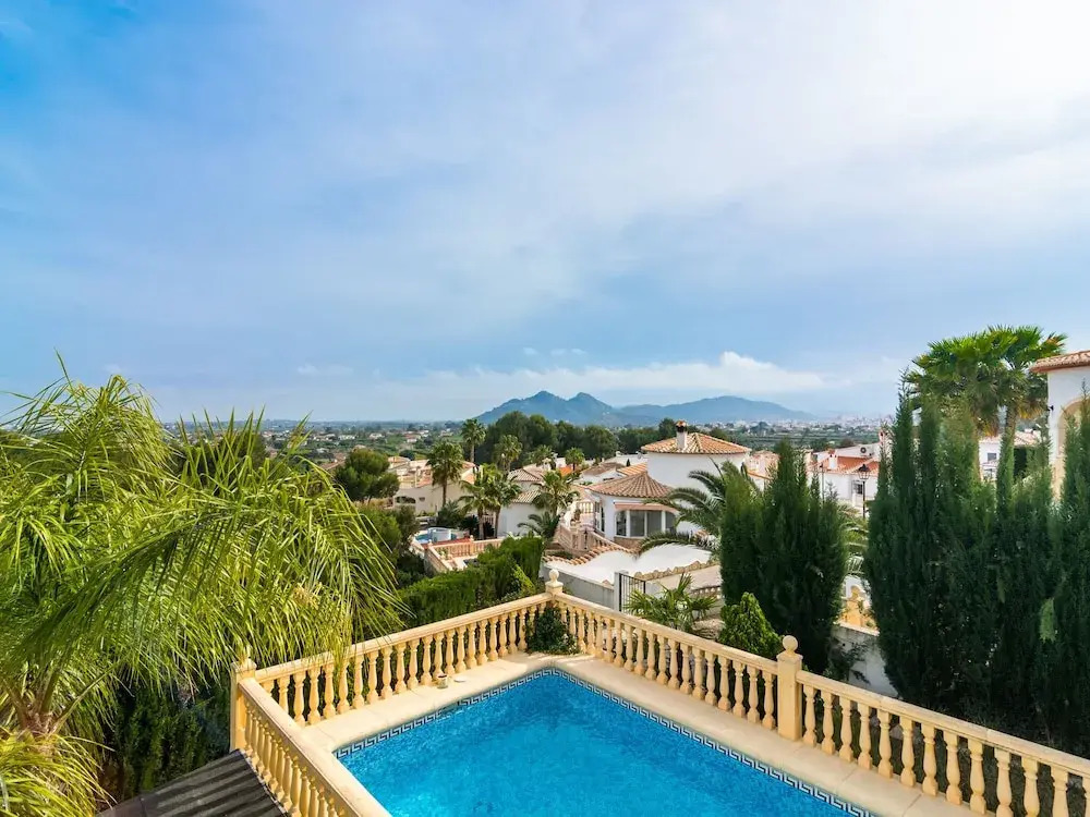 Tranquil Vista in Pedreguer