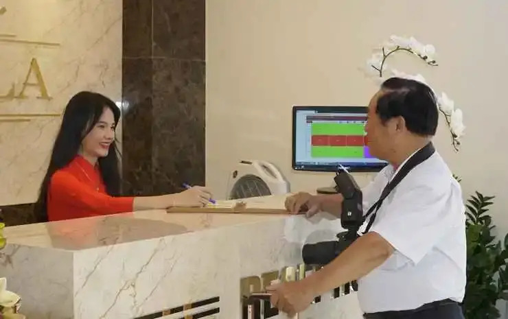 D'Villa Hotel Van Khe