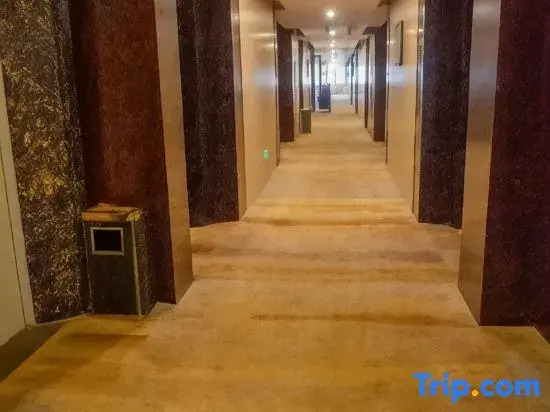 Xiyun Boutique Hotel (Taihe Wanda Plaza)