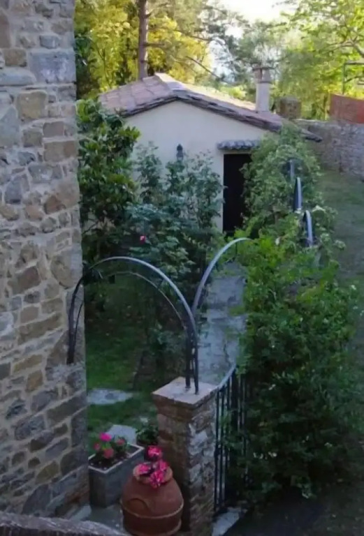 Beautiful Private Villa for 10 People with Private Pool, WIFI, TV, Pets Allowed and Parking
