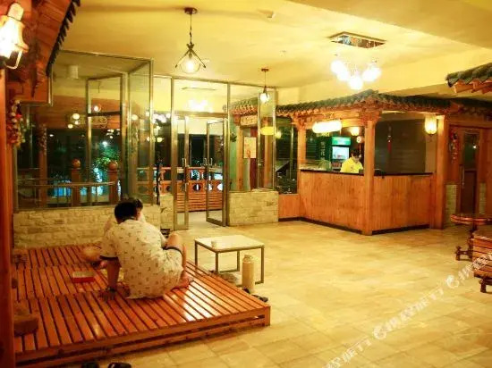 Pacific Hotel