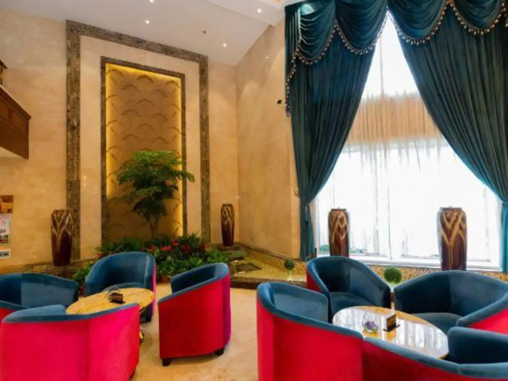 Xiangyang Dongfeng Hotel