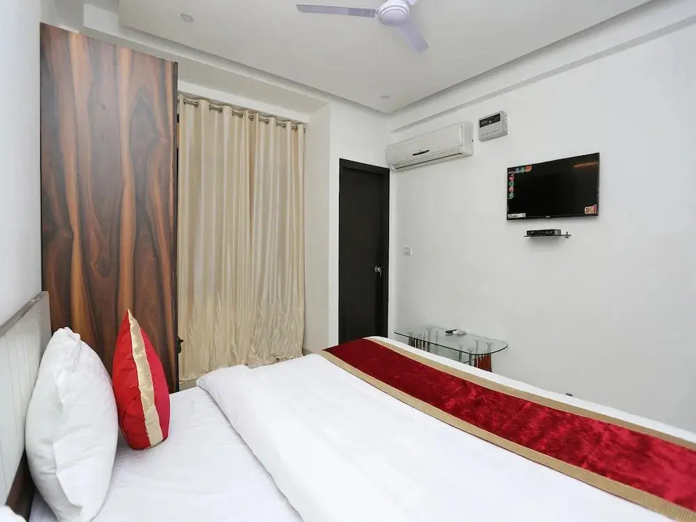 Galaxy Residency By OYO Rooms