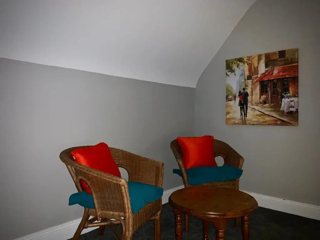 Cottage 33 Old Killarney Village Killarney V93K66X 4 King Beds Sleeps 8 Sharing