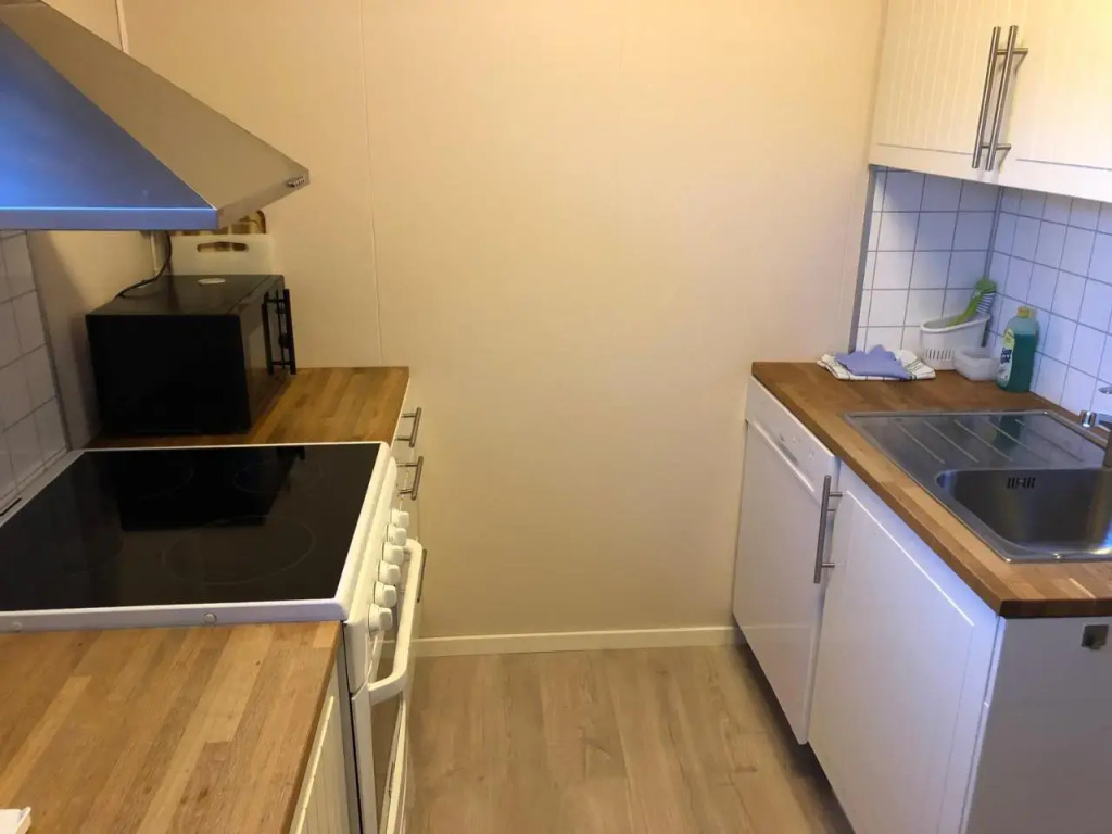 Midnattsol rom og hytter