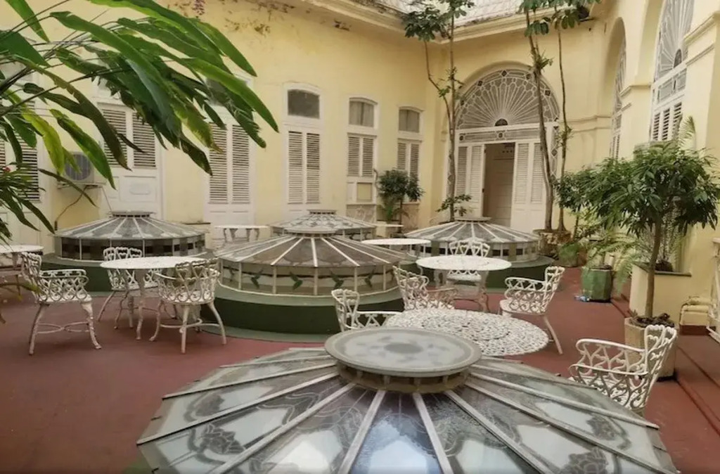Hotel Plaza