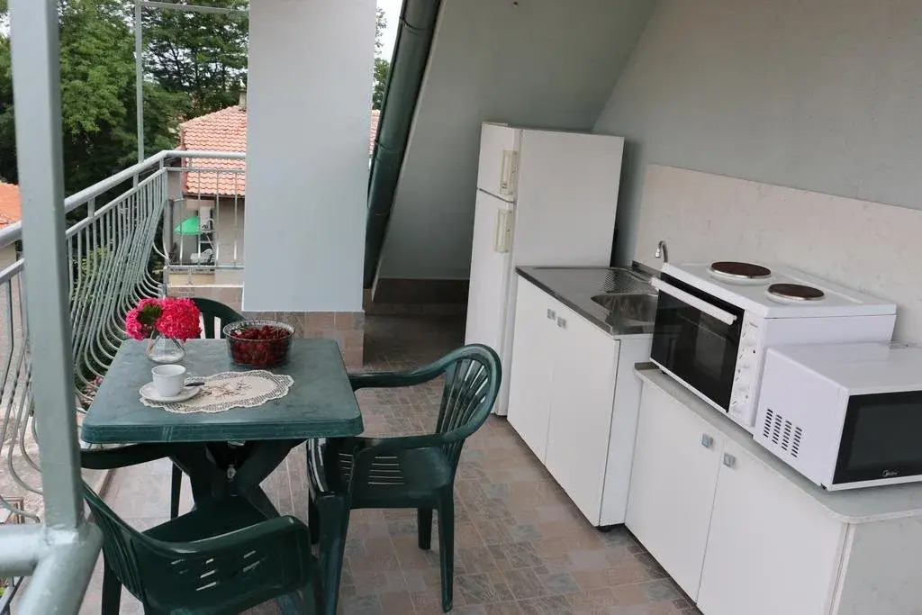 Nely Family Hotel