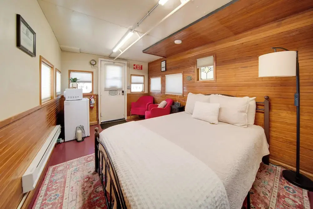 'red NY Central,' Converted Railcar in Dubois!
