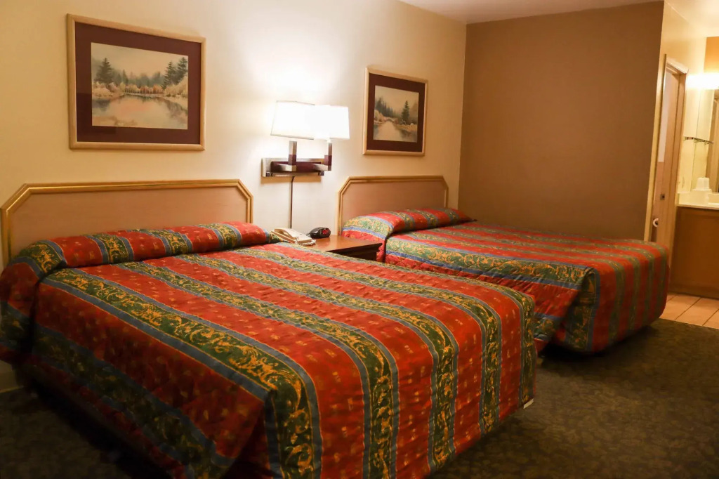 Tiki Lodge Motel