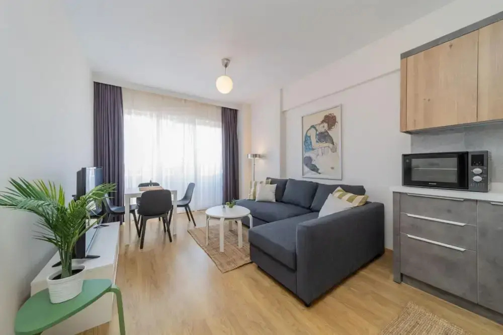 Missafir Gorgeous Flat With Shared Pool in Kepez