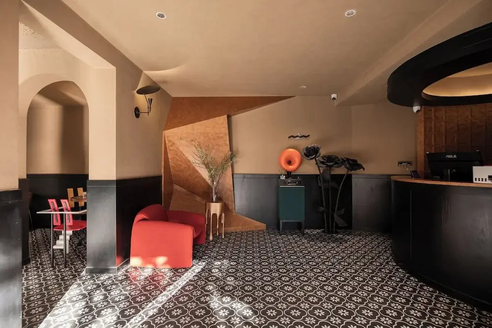Sixi Golden Sunrise Sound Sleep Hotel