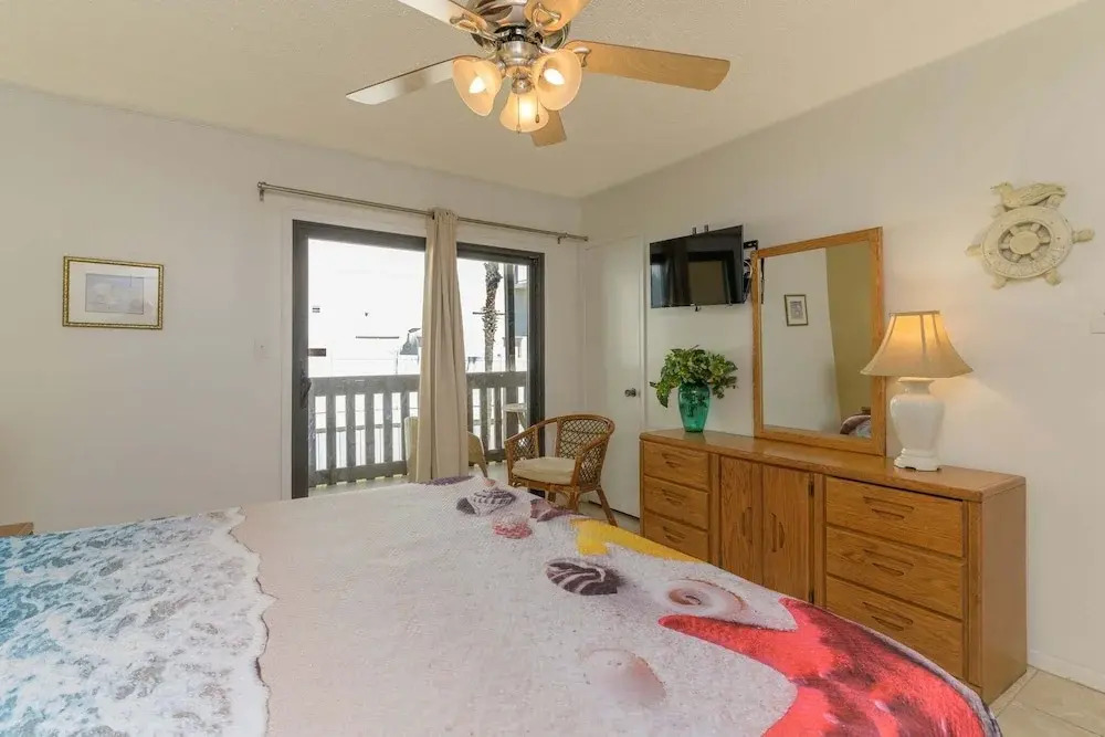 Tiki 218 - Close To The Beach 1br Condo Sleeps 4 1 Bedroom Condo