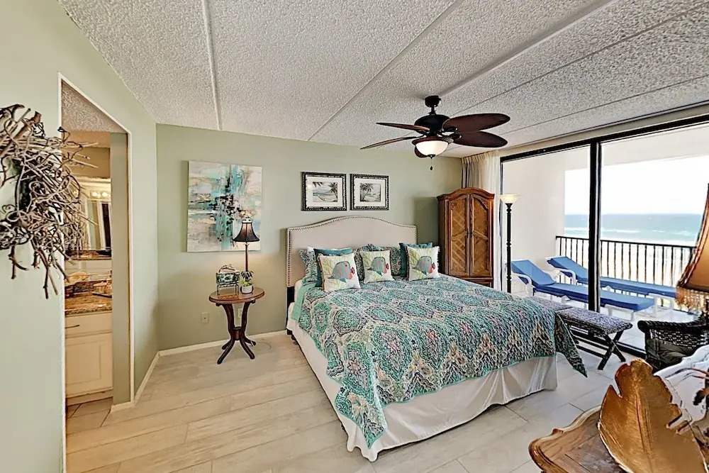 New Listing! Resort W/ Gulf-front Balcony 2 Bedroom Condo