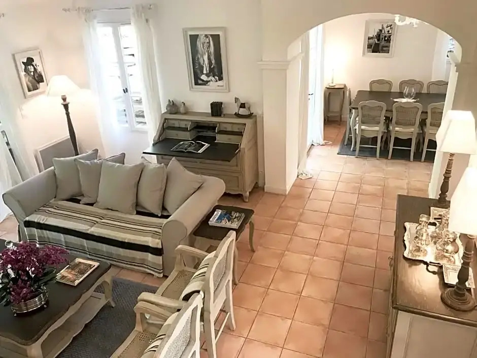 Le Mas De Grimaud