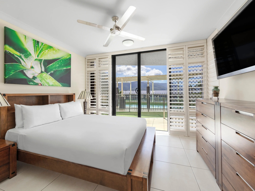 Piermonde Apartments Cairns