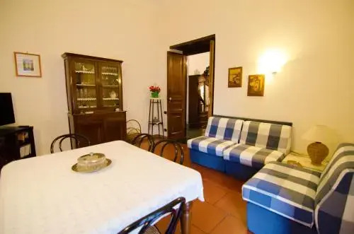 Suite Palazzo Reale Apartment