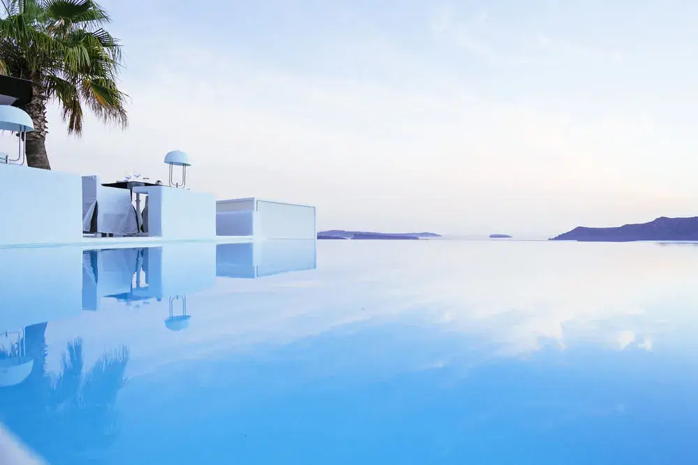 Kirini Suites & Spa Hotel