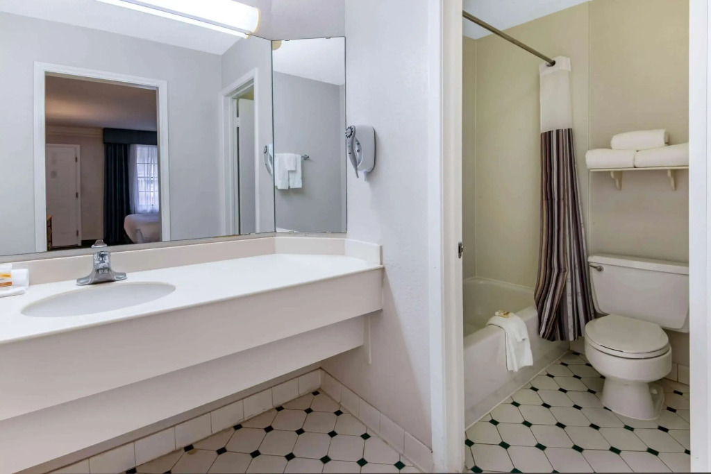 La Quinta by Wyndham San Antonio North Stone Oak