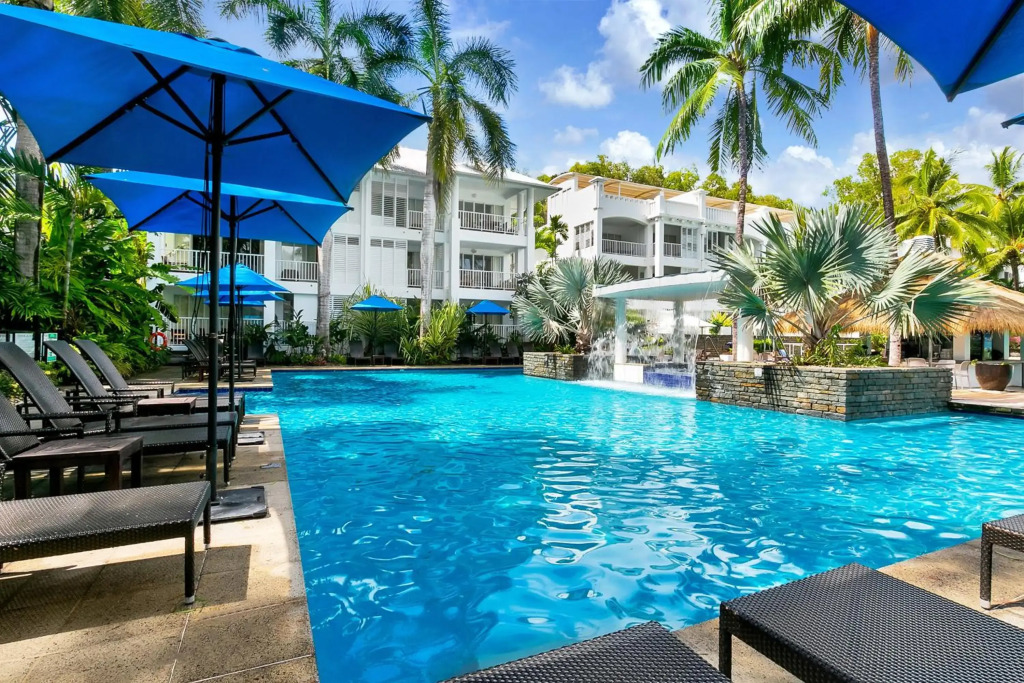 Palm Cove Beach Club 2 Bedroom Apartment