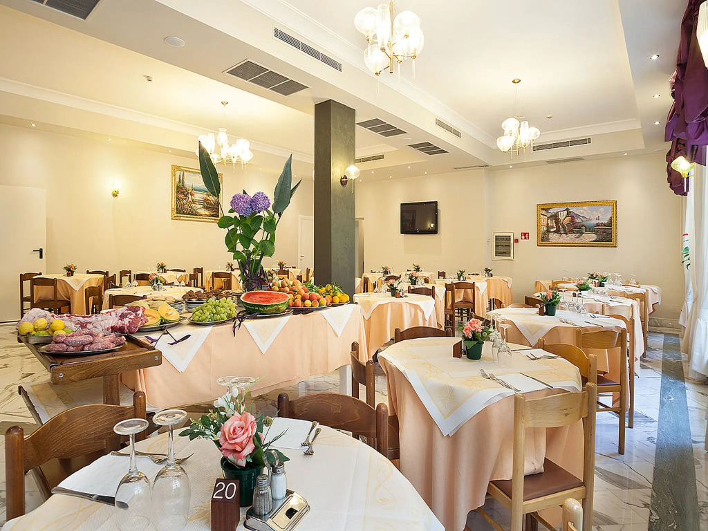 Hotel Club