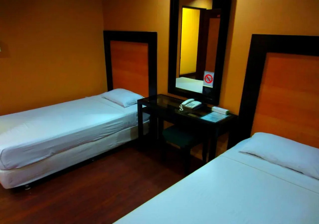 Hotel ni Mang Jose