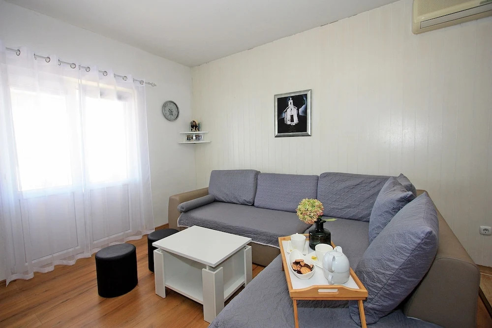 Apartments Ivan