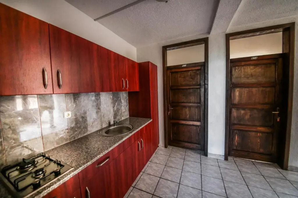 Villa Megdani B