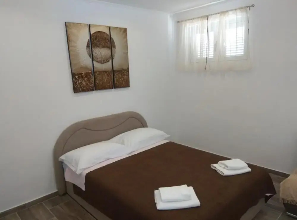 Seafront Charming Apartments Kosirina