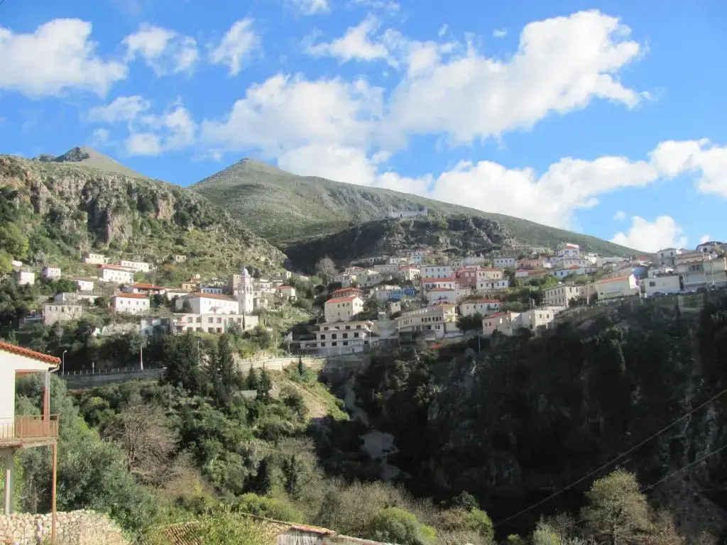 Perivolos Apartments