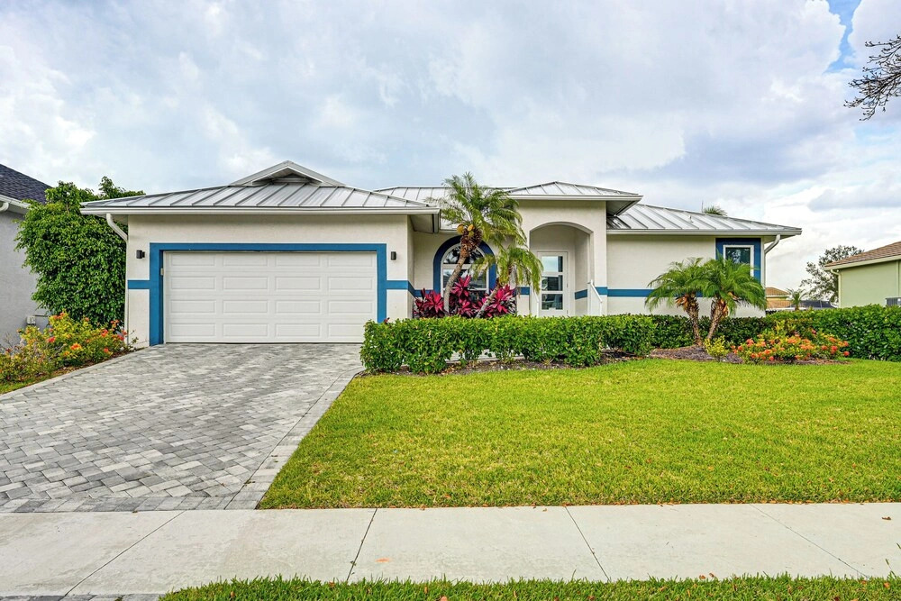< 1 Mi to Tigertail Beach: Waterfront Gem w/ Dock!