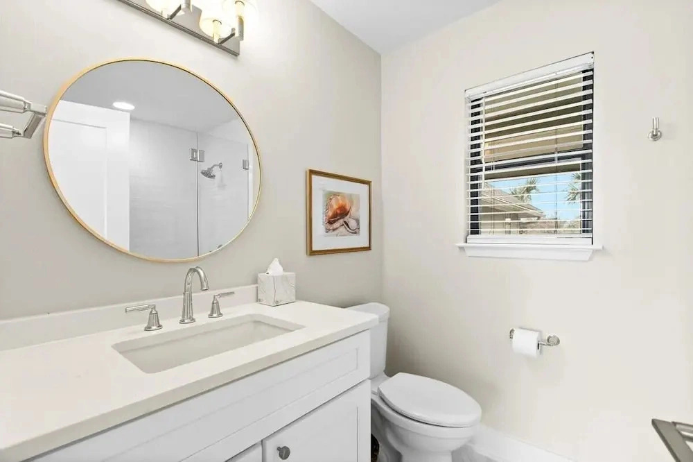 Harbour Point 810
