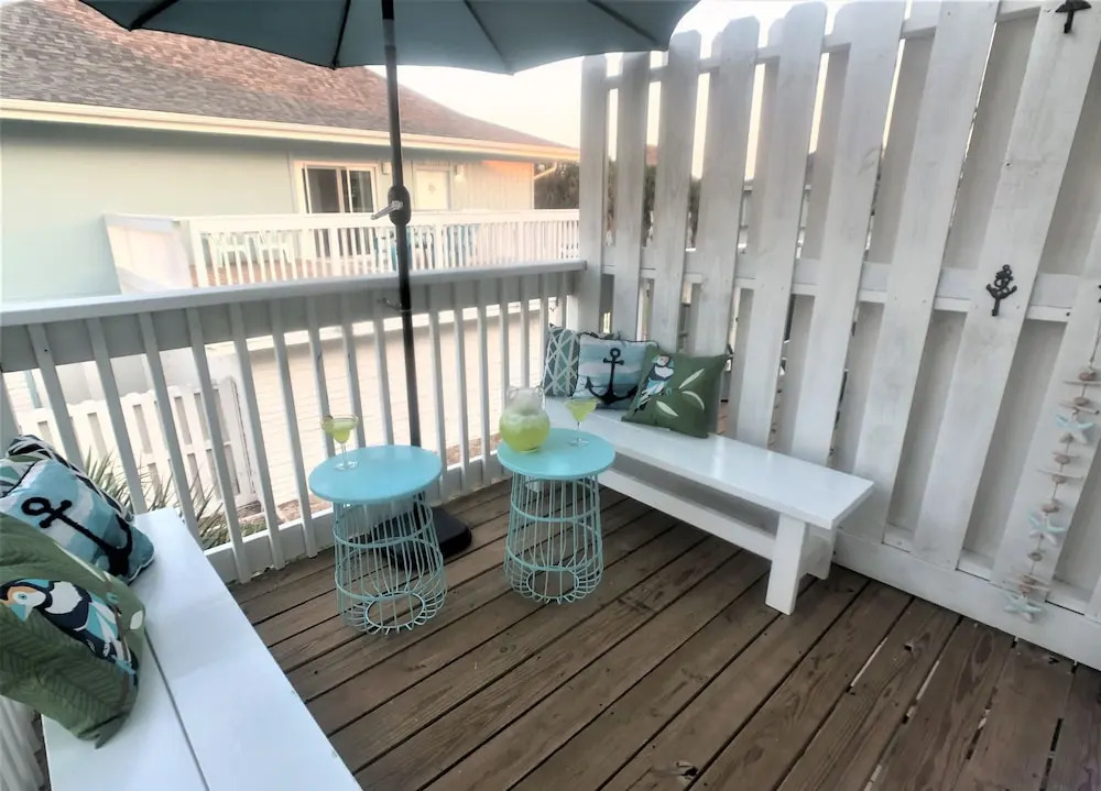 Barefoot Ec204 2 Bedroom Condo