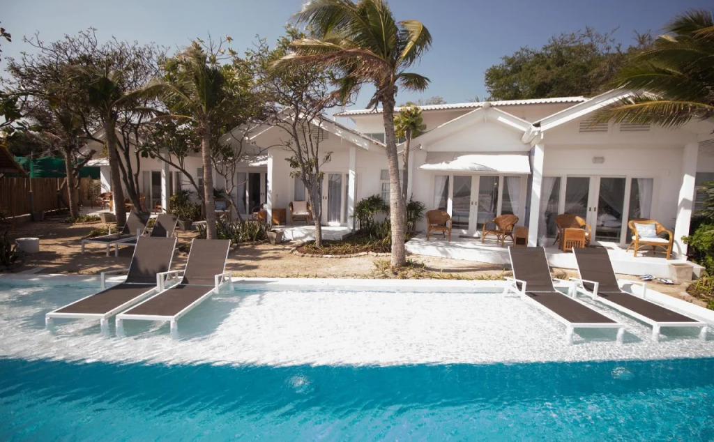 SleepEasy Beach Hostel Huahin