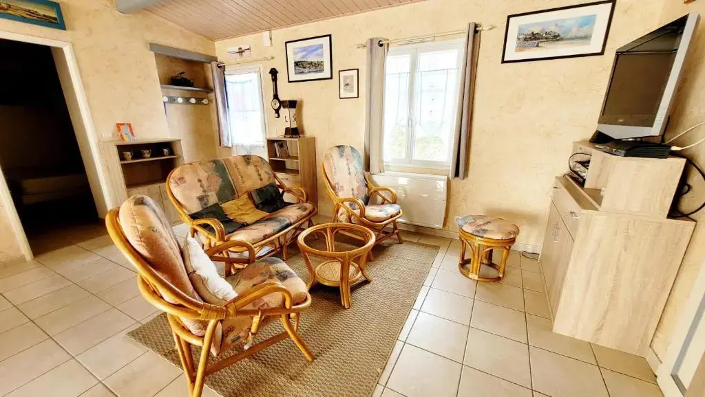 Villa de 4 chambres avec piscine privee et jardin clos a Notre Dame de Monts a 1 km de la plage