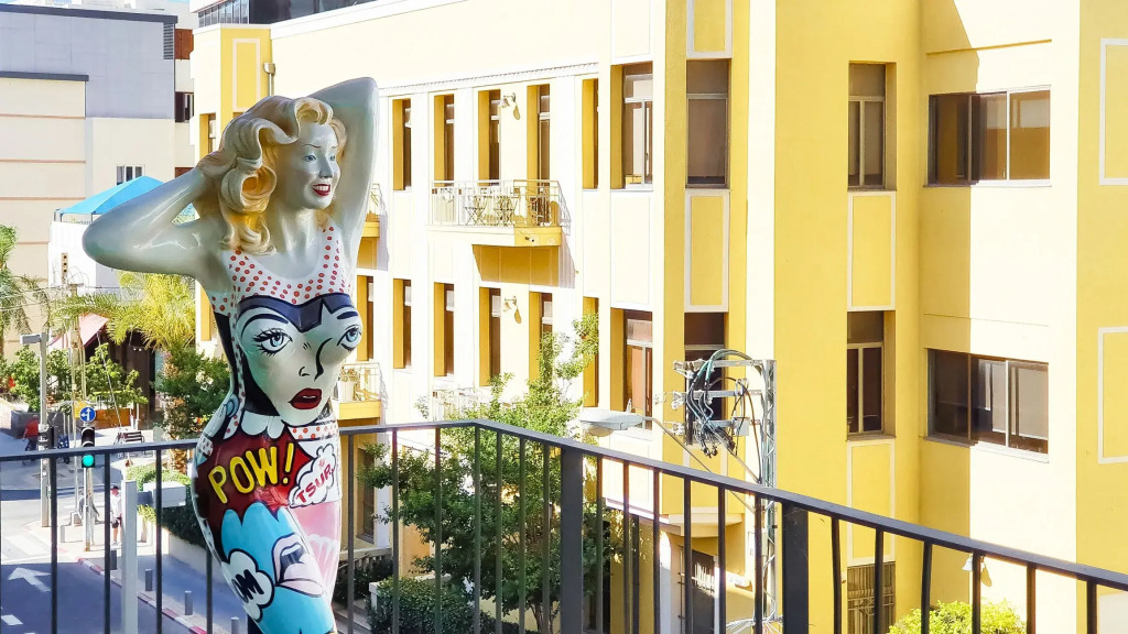 Apartment Brillant, 3BR, Tel Aviv, Center, Yavne St, #TL40