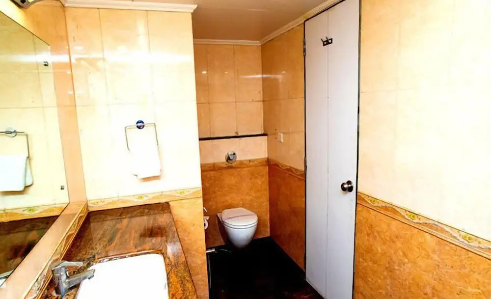 Simran Heritage(Business Hotel