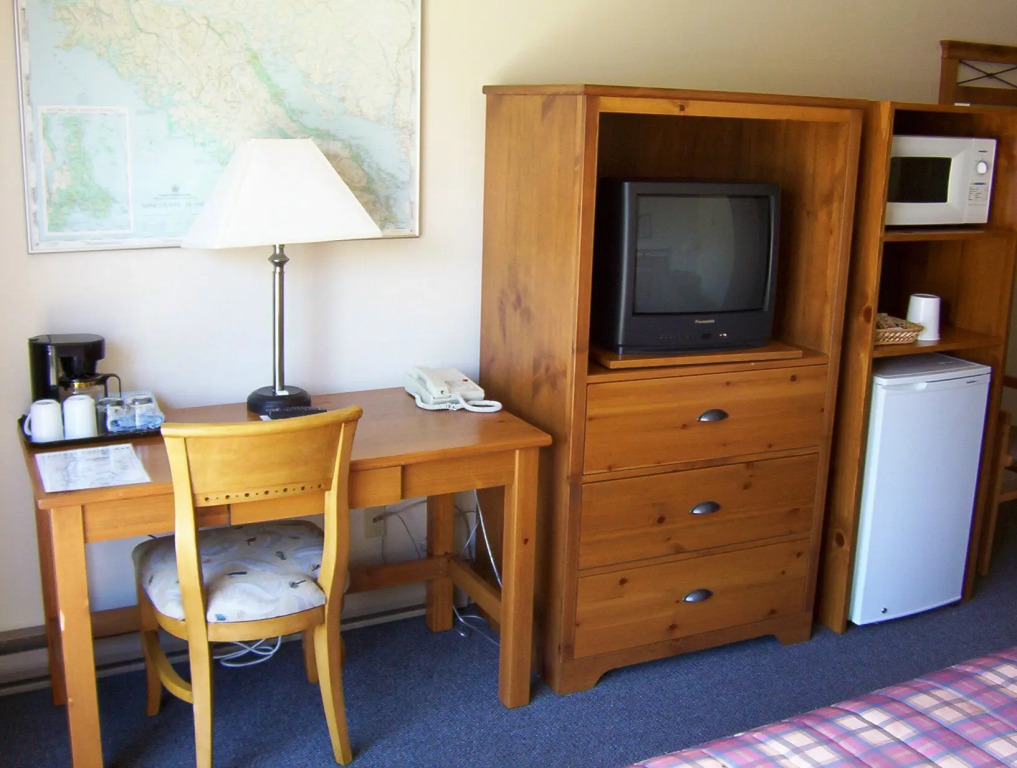 Tofino Resort + Marina