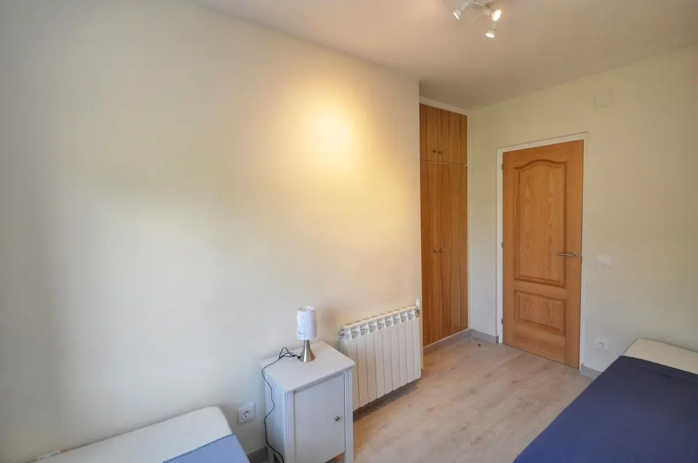 Big Apartment Caprabo