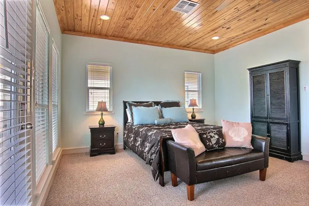 Follow the Sun Vw22 3 Bedrooms 2.5 Bathrooms Home