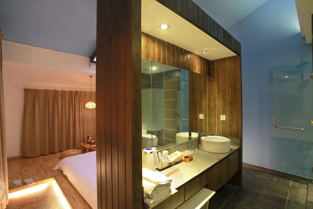 Wuyishan Old Street Riverside Hotel