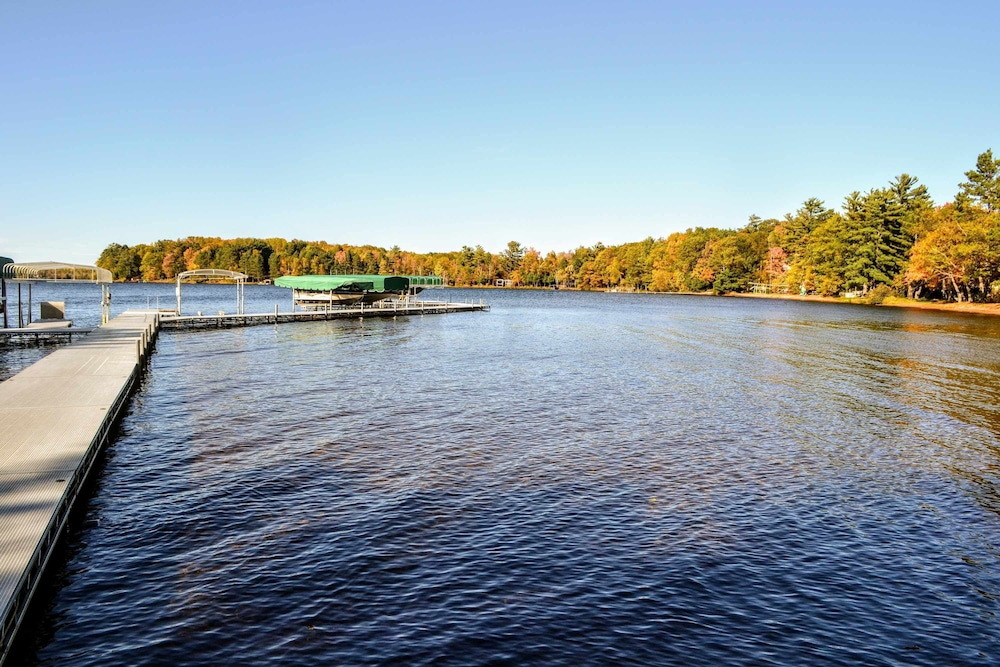 Fence Lake Condo #10 - Docking, Wifi, Beach