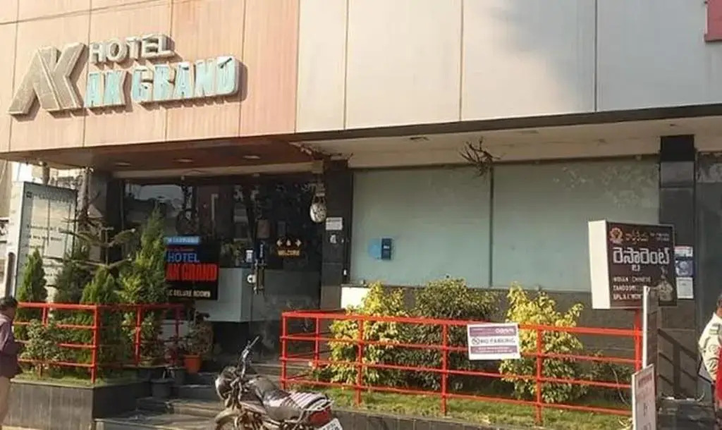 FabHotel AK Grand