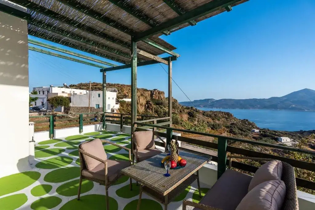 Melisses Sea View House & Studio