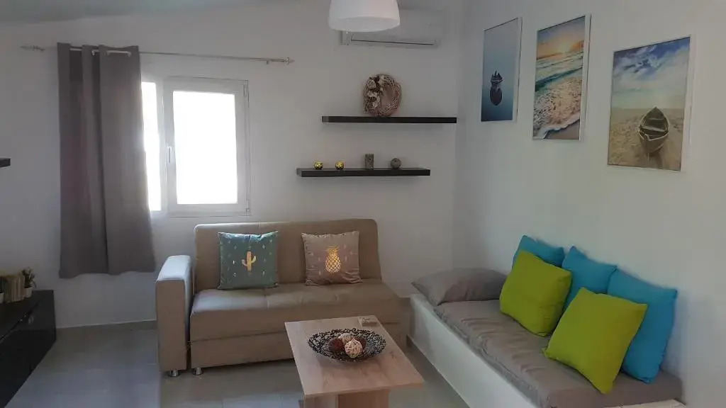 Kalithea family house with 3 bedrooms