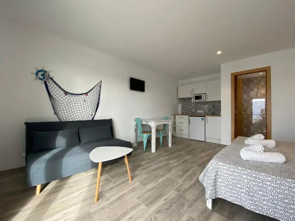 Apartamentos Marivent by MHR