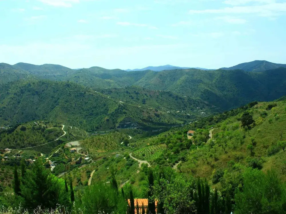 Spacious Holiday Home With Private Pool, in the Mountain and With Beautiful View