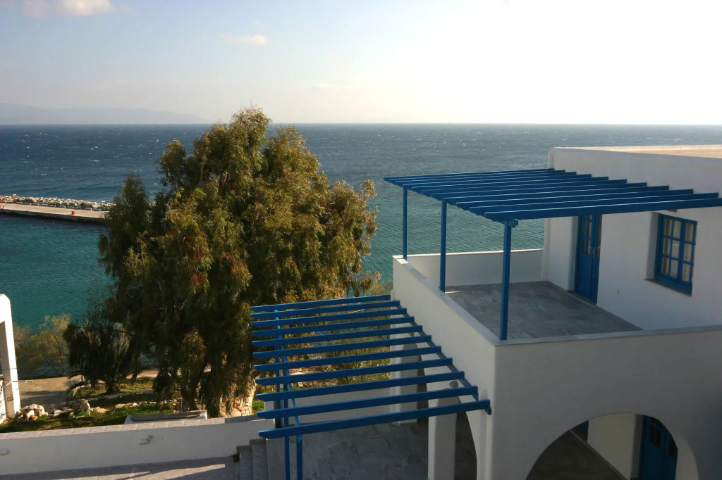 Arkas Inn
