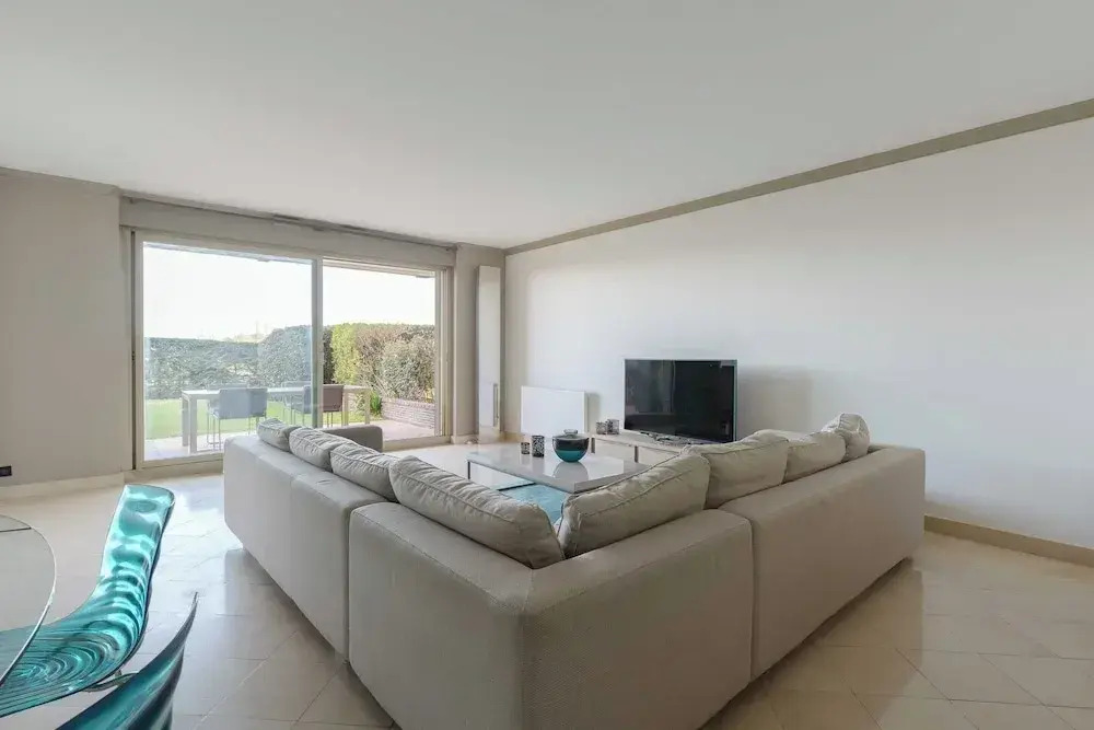 Luxurious Apartment 4 People - Casino Barria\"re