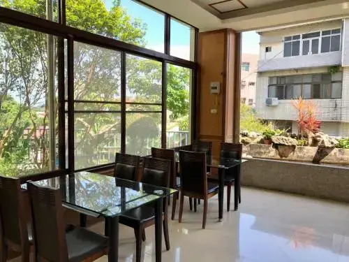 LiChiuan Hotel Spring Hotel